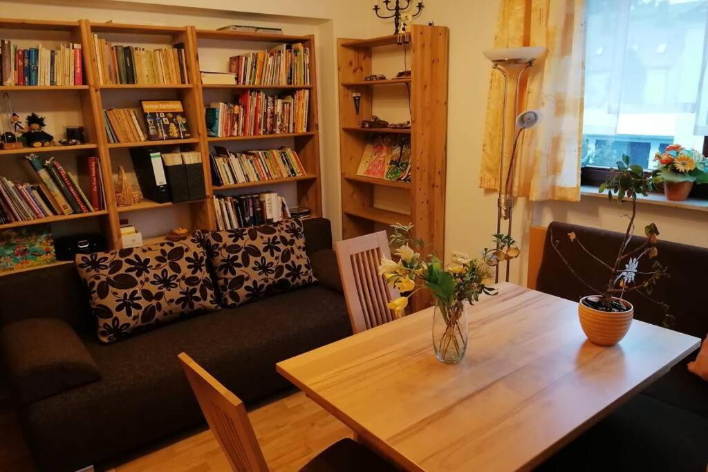 NEU Bayreuth direkt im Zentrum und am Hofgarten 150qm mit Klima, 2 Balkons, Aufzug, Familienfreundlich Exterior foto