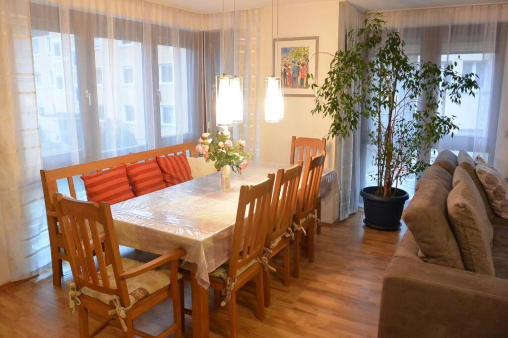 NEU Bayreuth direkt im Zentrum und am Hofgarten 150qm mit Klima, 2 Balkons, Aufzug, Familienfreundlich Exterior foto
